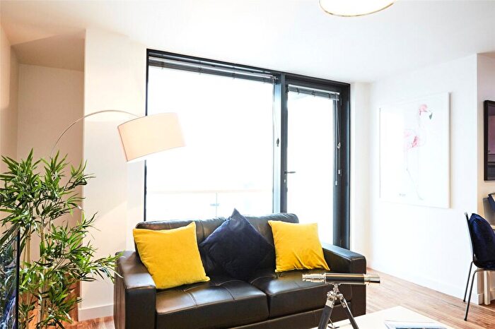 1 Bedroom Flat To Rent In The Courtyard, Stanhope St, Liverpool, L8