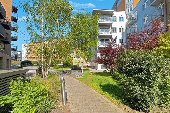 2 Bedroom Flat For Sale In Whitestone Way, Croydon, CR0