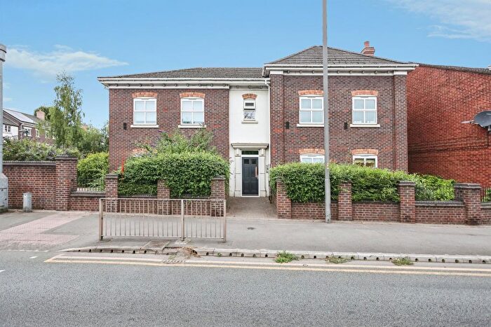 1 Bedroom Flat For Sale In High Street, Wordsley, Stourbridge, DY8