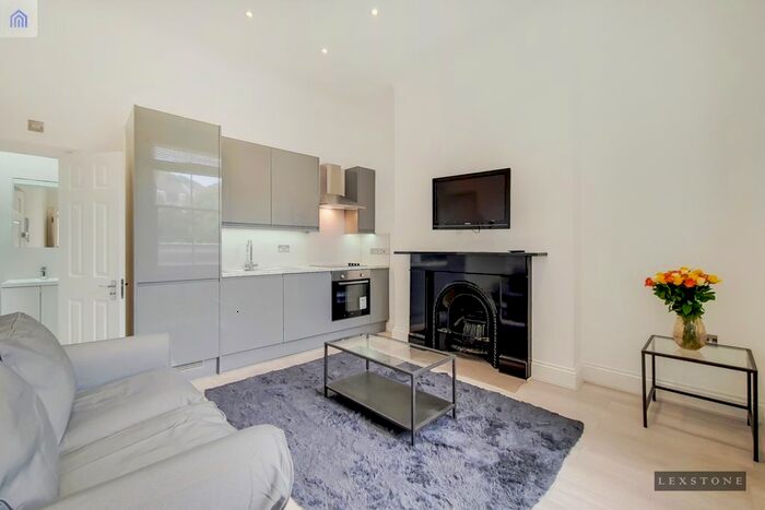 1 Bedroom Flat To Rent In Hogarth Road, London, SW5