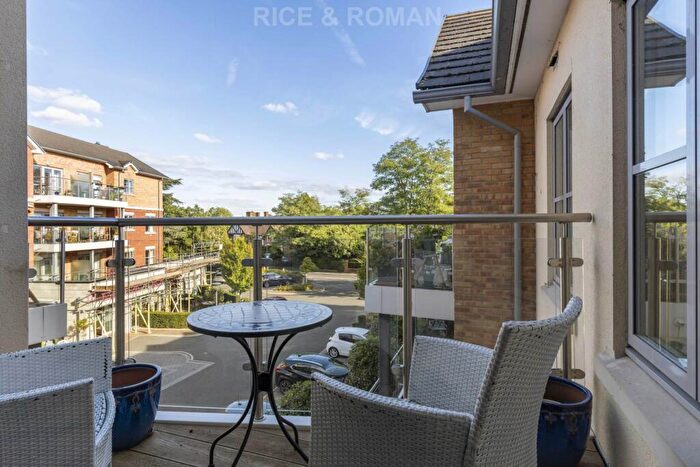 2 Bedroom Retirement Property To Rent In Austin Place, Weybridge, KT13