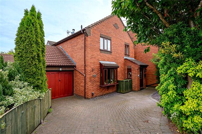 4 Bedroom Detached House For Sale In Glebe Field Drive, Wetherby, LS22