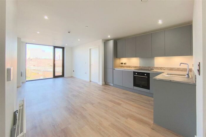 2 Bedroom Apartment To Rent In Oxygen Tower (), M1