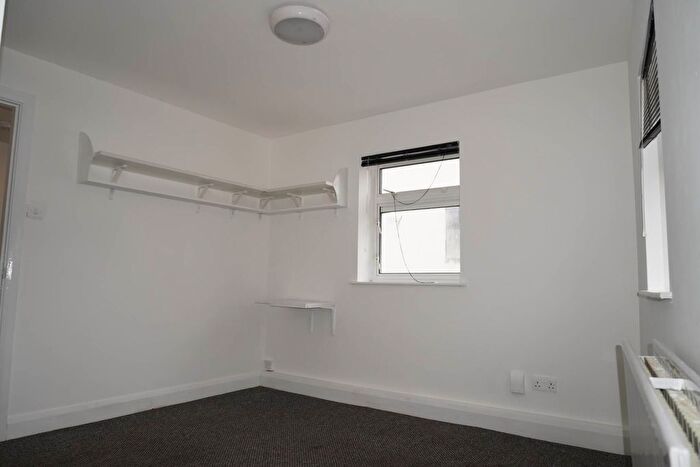 2 Bedroom Flat To Rent In The Broadway, London, W13