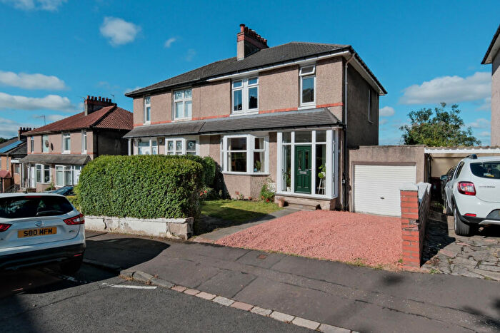 3 Bedroom Semi-Detached House For Sale In Kingussie Drive, Kings Park, Glasgow, G44