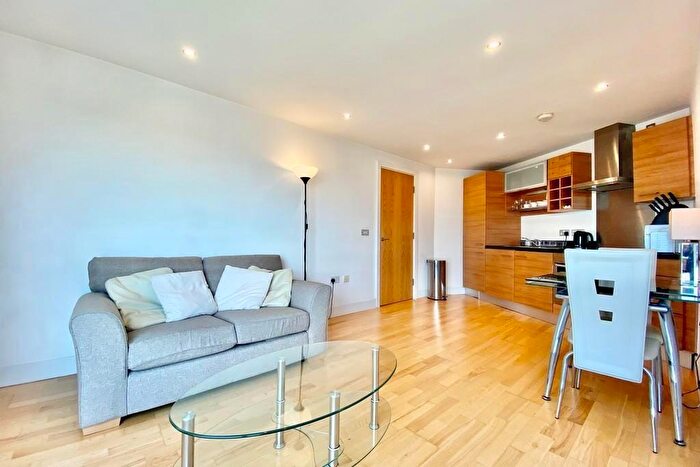 1 Bedroom Flat To Rent In Clarence House, Leeds Dock, LS10