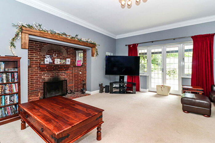 8 Bedroom Detached House For Sale In Nightingales Lane, Chalfont St. Giles, HP8