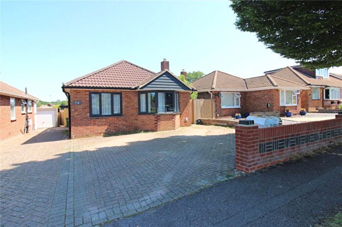3 Bedroom Bungalow For Sale In Meadowbank Road, Fareham, Hampshire, PO15