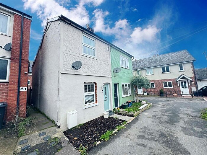 2 Bedroom Cottage For Sale In Anchor Lane, Heybridge, Maldon, CM9