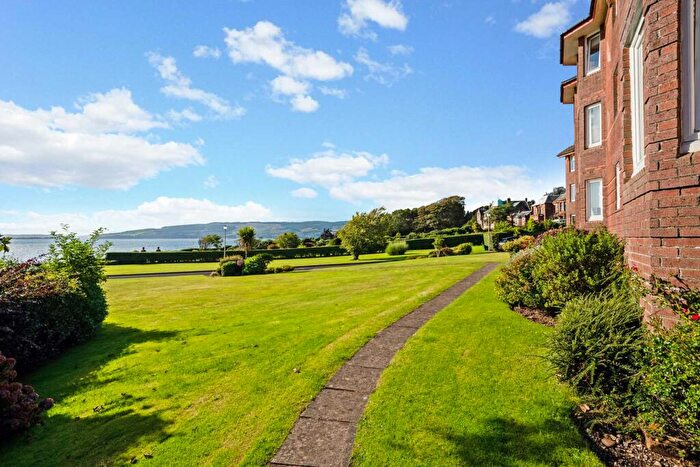 2 Bedroom Apartment To Rent In Wemyss Bay Road, Wemyss Bay, PA18