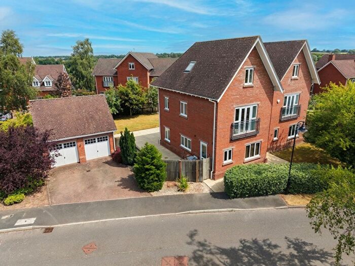 6 Bedroom Detached House For Sale In Freshwater Drive, Weston, CW2