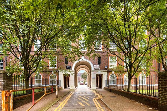 1 Bedroom Flat To Rent In McMillan Street, London, SE8