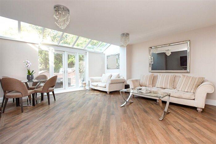 3 Bedroom Semi-Detached House For Sale In Newbery Close, Caterham, Surrey, CR3