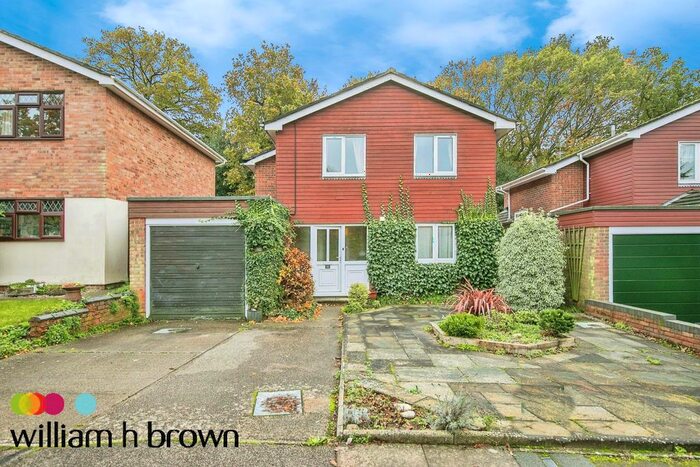 4 Bedroom Detached House To Rent In Kelso Close, Great Horkesley, Colchester, CO6