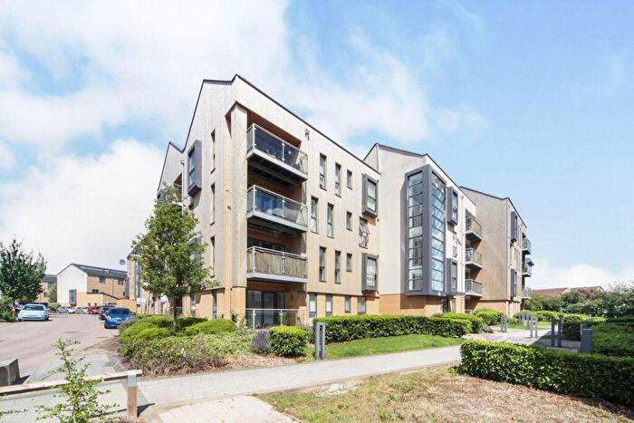 2 Bedroom Apartment To Rent In Richmond Drive, Houghton Regis, Dunstable, LU5