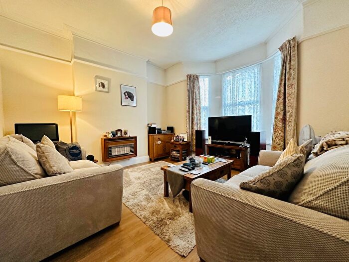 1 Bedroom Flat For Sale In Cotehele Avenue, Prince Rock, Plymouth, PL4