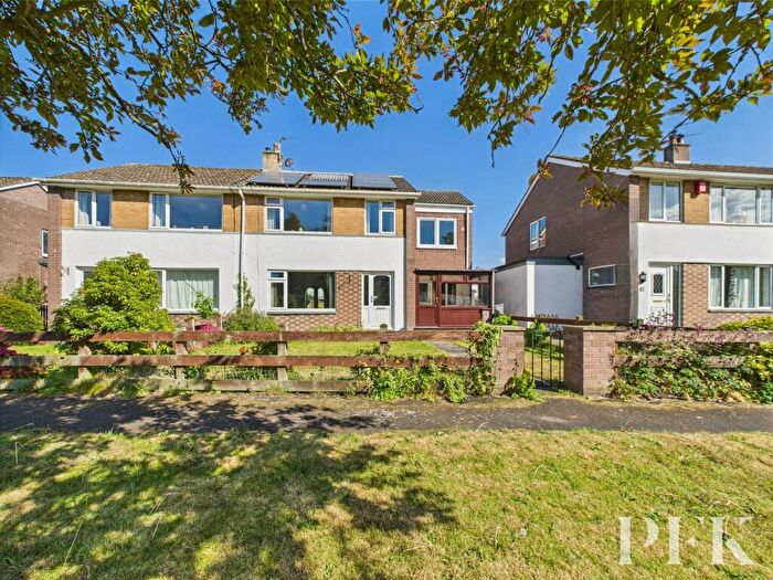 5 Bedroom Semi-Detached House For Sale In Little Corby Road, Little Corby, CA4