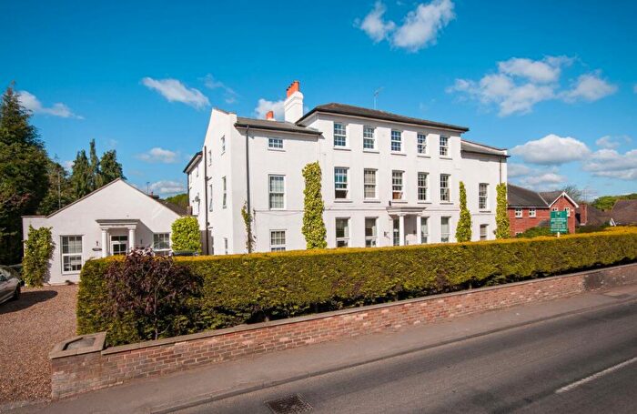 2 Bedroom Flat To Rent In Ockham Road, East Horsley, KT24