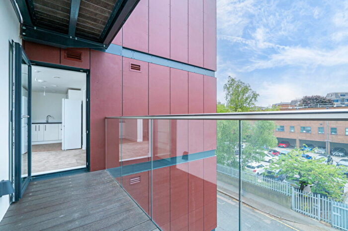 1 Bedroom Apartment To Rent In Collingdon Street, Luton, LU1