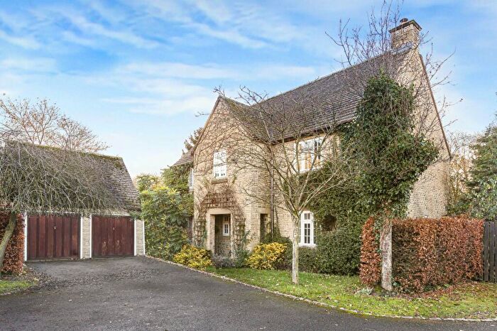 4 Bedroom Detached House For Sale In Manor Lane, Clanfield, Bampton, Oxfordshire, OX18