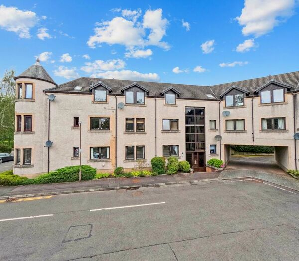 2 Bedroom Flat To Rent In St Marys Court, Dunblane, Stirling, FK15