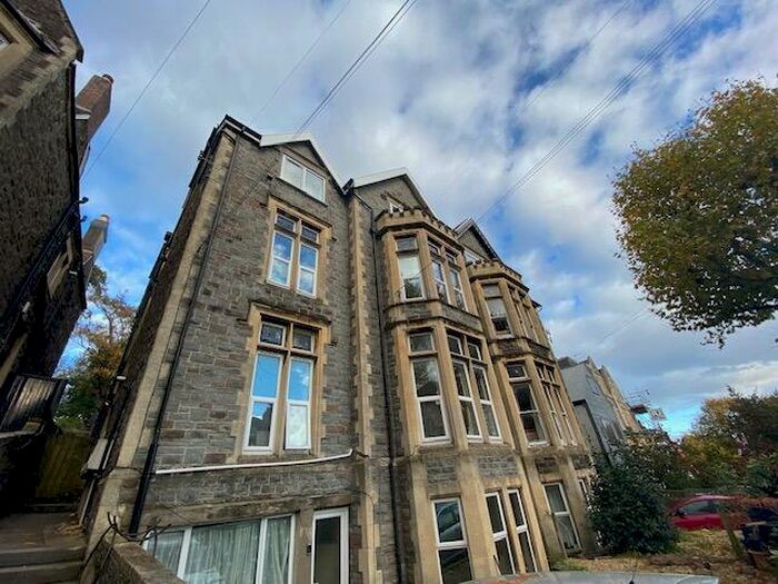 3 Bedroom Flat To Rent In Clarendon Road, Bristol, BS6