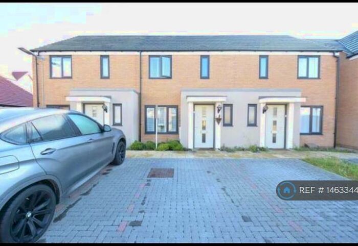 3 Bedroom Terraced House To Rent In Falcon Avenue, South Ockendon, RM15