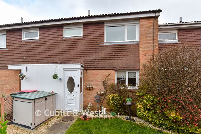 3 Bedroom Terraced House For Sale In Cowfold Close, Crawley, West Sussex, RH11