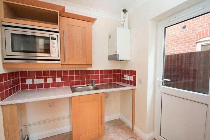5 Bedroom House To Rent In Willowmead Close, Runcton, PO20