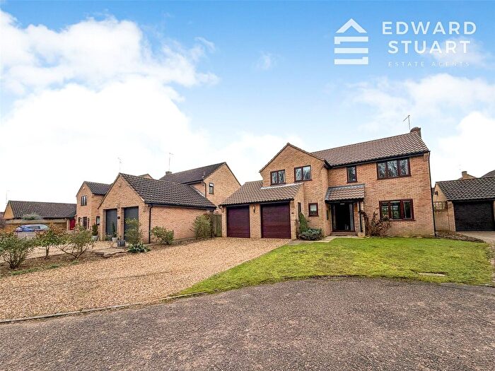 4 Bedroom Detached House For Sale In Farleigh Fields, Orton Wistow, Peterborough, Cambridgeshire, PE2