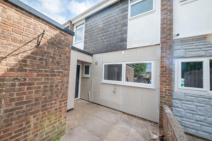 3 Bedroom Terraced House To Rent In Magpie Walk, Waterlooville, PO8