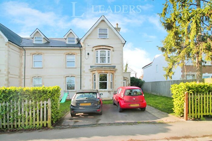 2 Bedroom Flat To Rent In Princes Road, Redhill, RH1