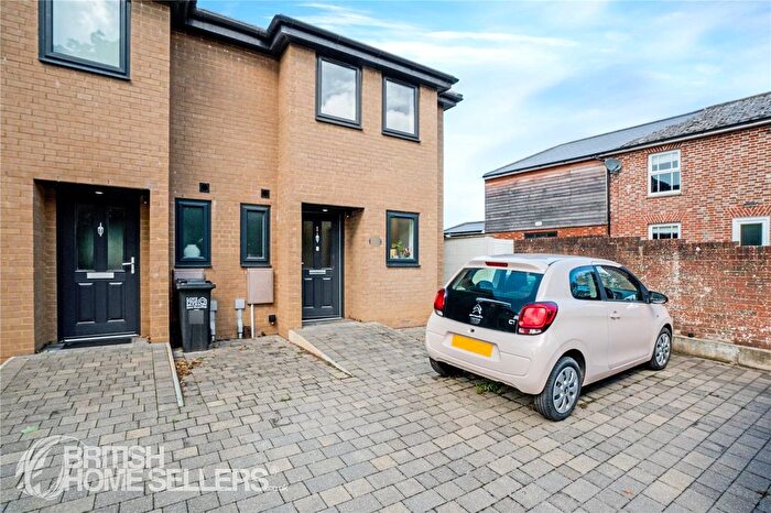 3 Bedroom End Of Terrace House For Sale In Station Road, Isfield, Uckfield, East Sussex, TN22