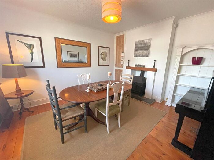 3 Bedroom Terraced House For Sale In Daglands Road, Fowey, PL23