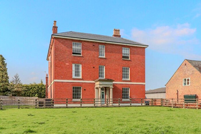 2 Bedroom Flat To Rent In Boddington House, Boddington, GL51