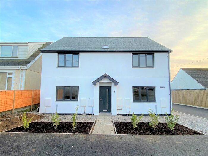 2 Bedroom Flat To Rent In Henver Road, Newquay, TR7