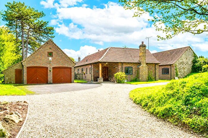 6 Bedroom Detached Bungalow For Sale In Beckhampton, Marlborough, Wiltshire, SN8
