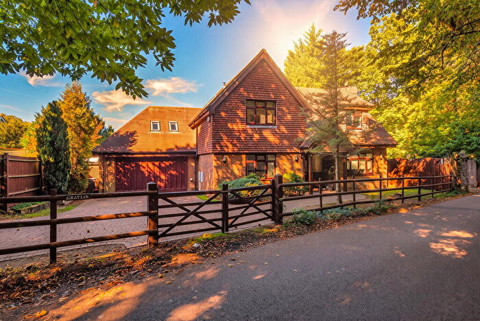 3 Bedroom Detached House For Sale In Whitepost Lane, Culverstone, DA13