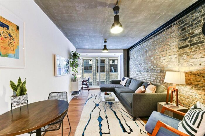 1 Bedroom Apartment For Sale In White House, Fortescue Avenue, London, E8