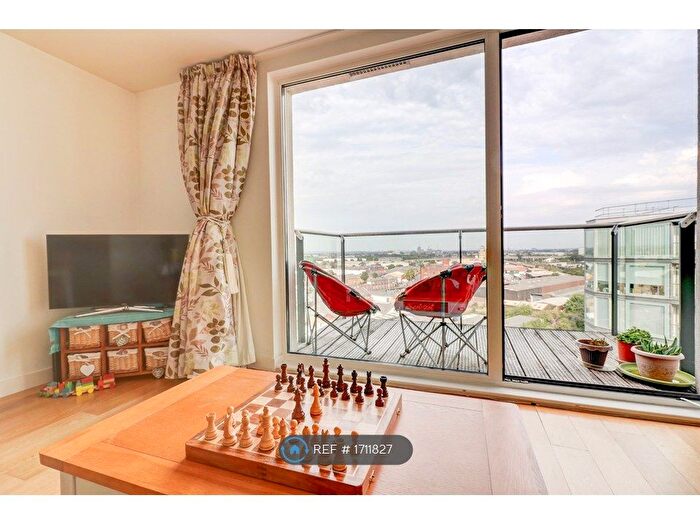 1 Bedroom Flat To Rent In Cardinal Building, Hayes, UB3