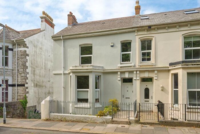 5 Bedroom End Terrace House For Sale In Houndiscombe Road, Plymouth, Devon, PL4