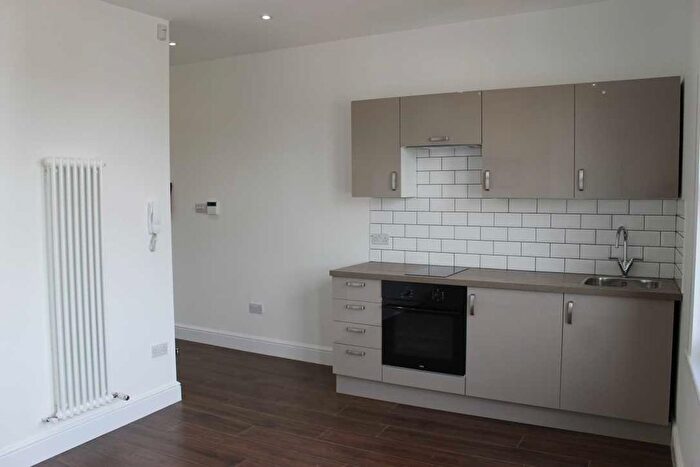 1 Bedroom Property To Rent In Studio Flat -, London, London, N8