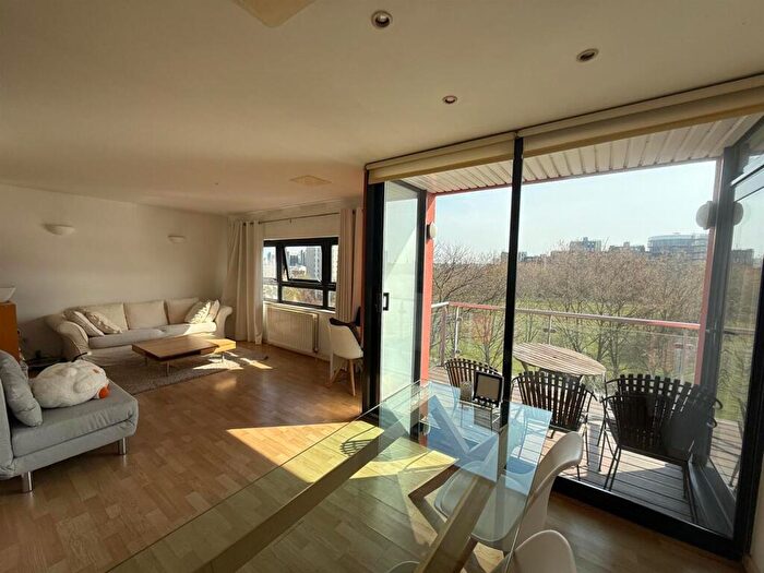 1 Bedroom Flat To Rent In Ocean Wharf, Canary Wharf, London, E14