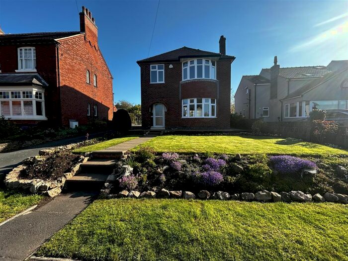 3 Bedroom Detached House To Rent In Bosworth Road, Measham, Swadlincote, DE12