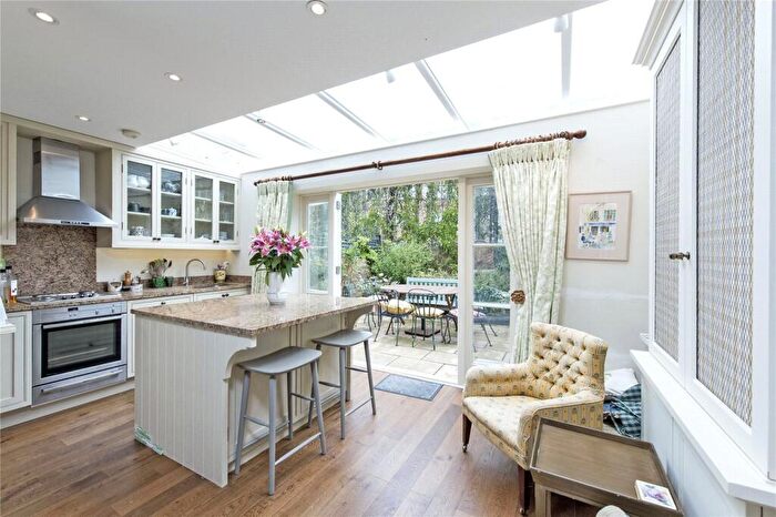 3 Bedroom Terraced House For Sale In Reform Street, London, SW11