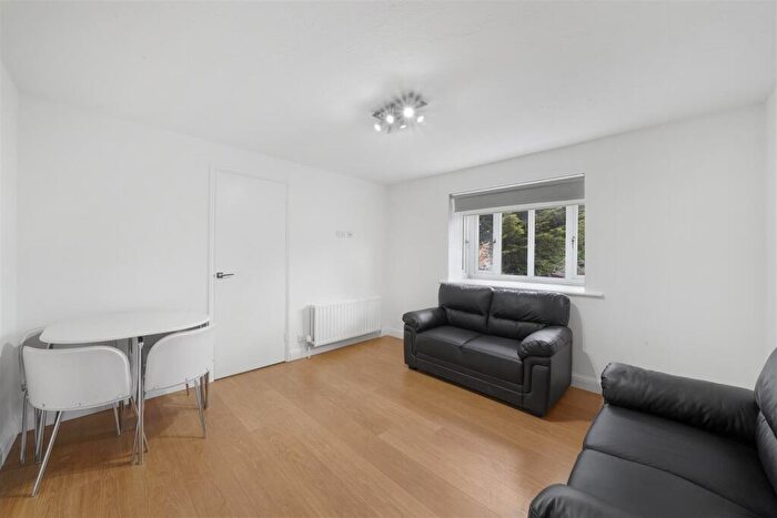 1 Bedroom Apartment To Rent In Alliance Close, Wembley, HA0
