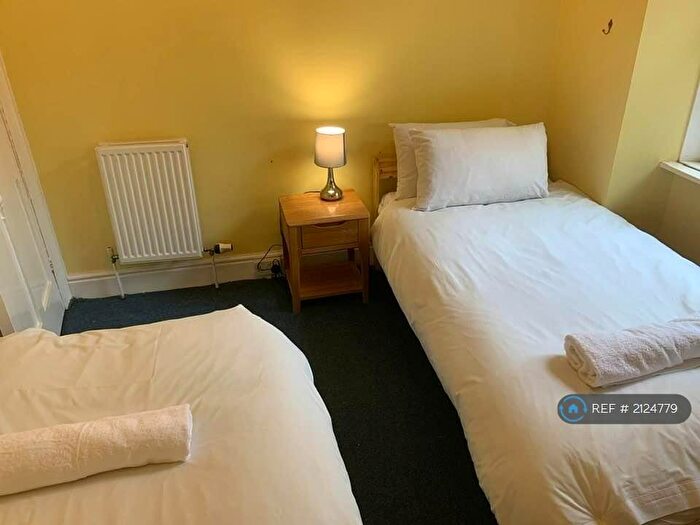 2 Bedroom Flat To Rent In Borough Road, Combe Martin, Ilfracombe, EX34