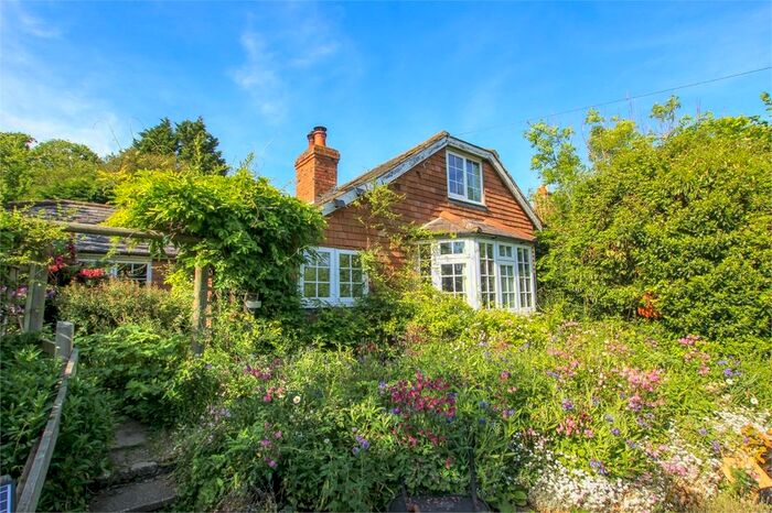 4 Bedroom Detached House For Sale In The Green, Bodiam, East Sussex, TN32