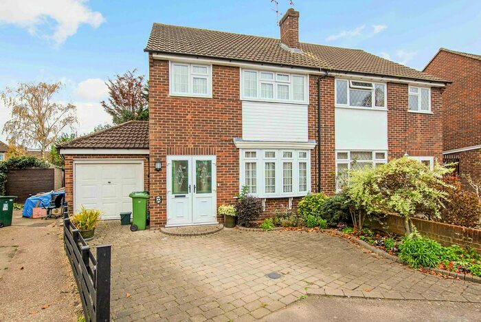 3 Bedroom Property To Rent In Chessholme Road, Ashford, TW15