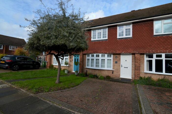 3 Bedroom Terraced House To Rent In Ash Close, Sidcup, DA14